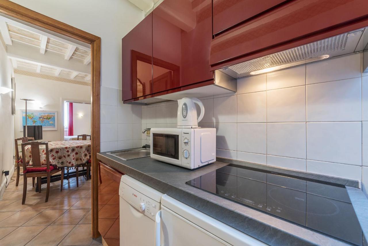 Fontanella Borghese Apartment - FromhometoRoma Exterior foto